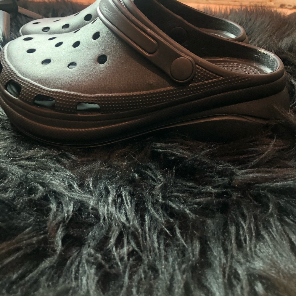 Croc - image 2